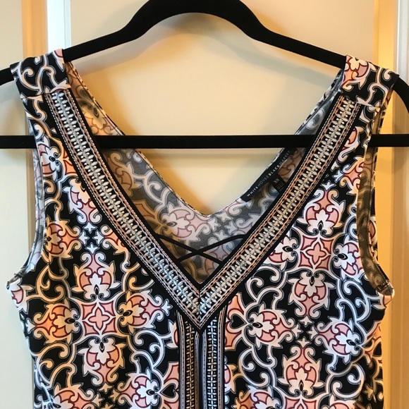 Like New White House Black Market sleeveless top - Picture 5 of 8
